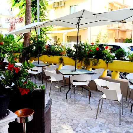 In Guest - New Cirene Double Comfort With Full Package רימיני