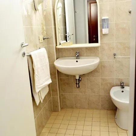 In Guest - New Cirene Double Comfort With Full Package Gasthof Rimini